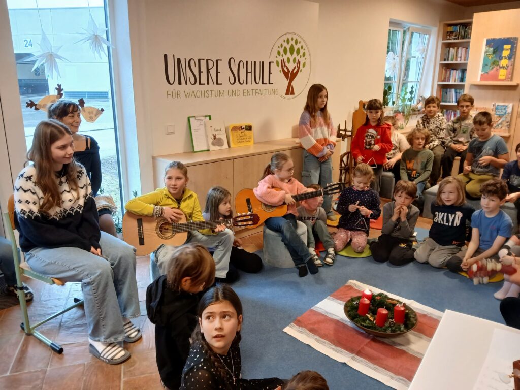 Kinder, Nikolaus, feiern, Lieder, singen, Gemeinschaft, teilen, Geschenke