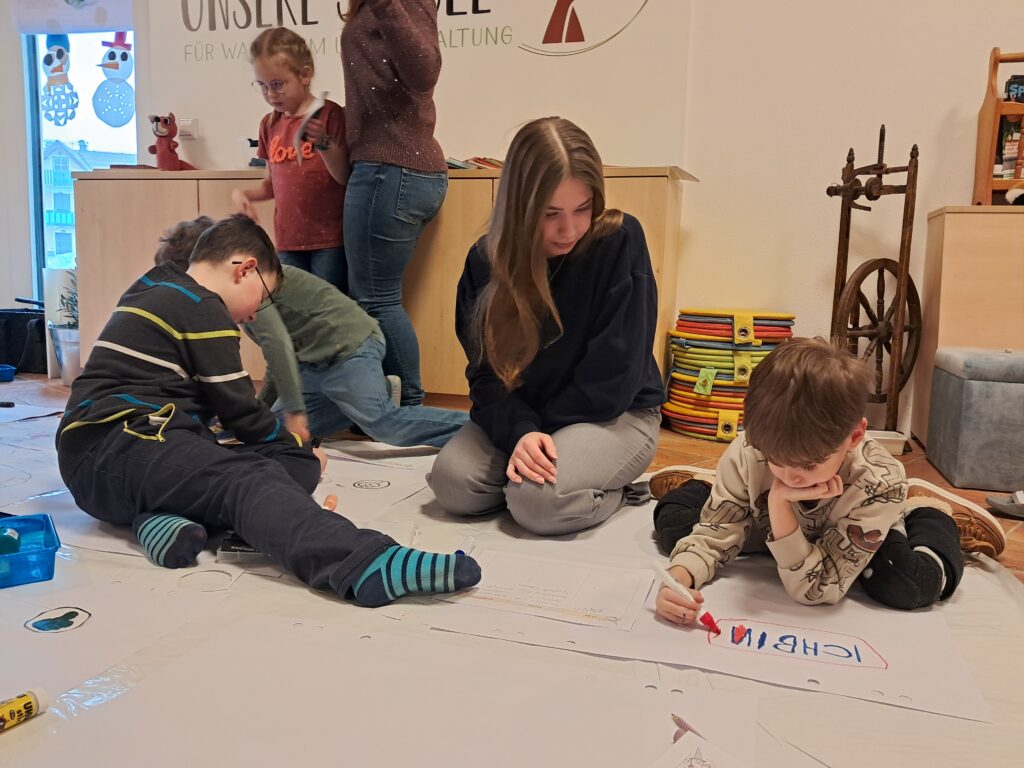 Flipchart, Kinder, Workshop, malen, kreativ, gestalten,