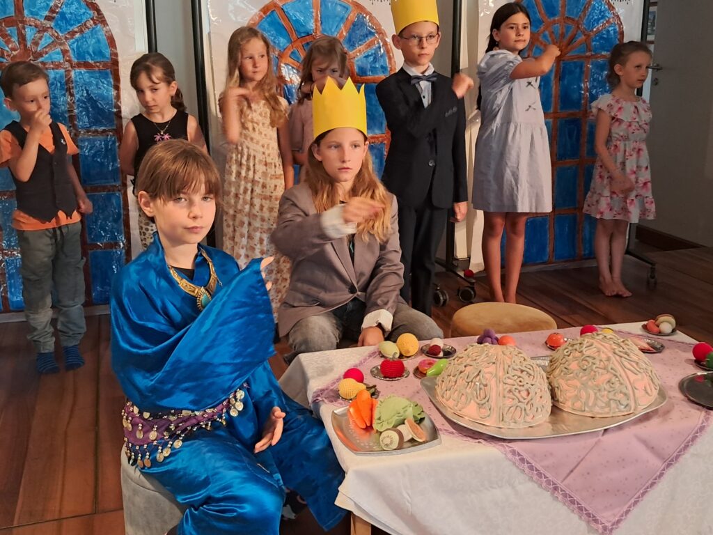 Theater, Schauspiel, musizieren, proben, Applaus, Zuschauer, feiern, Musik,
